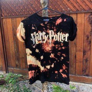 Harry Potter bleach dye t shirt!